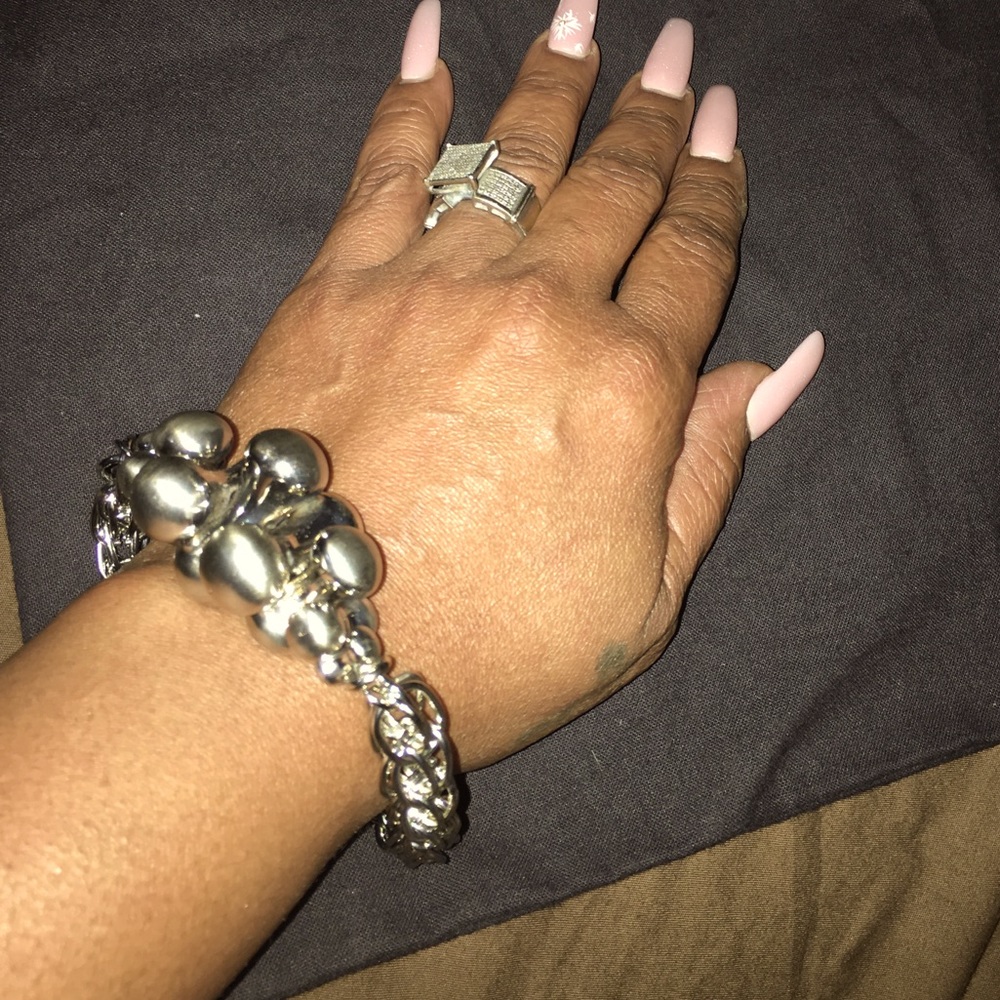 Silver chain link bracelet